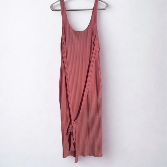 Fashion Nova Dresses & Skirts - Fashion Nova Pink Sleeveless Ribbed Maxi Dress